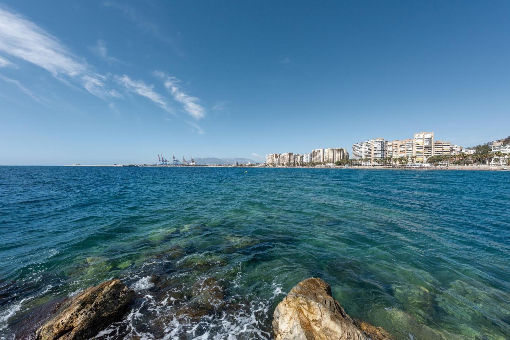El Atico De La Montana Apartment Malaga Luaran gambar
